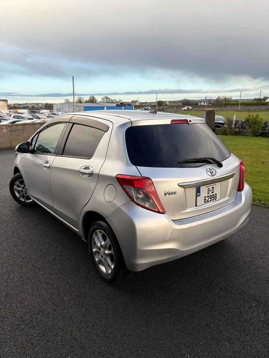 Toyota Vitz 2011 - Image 3