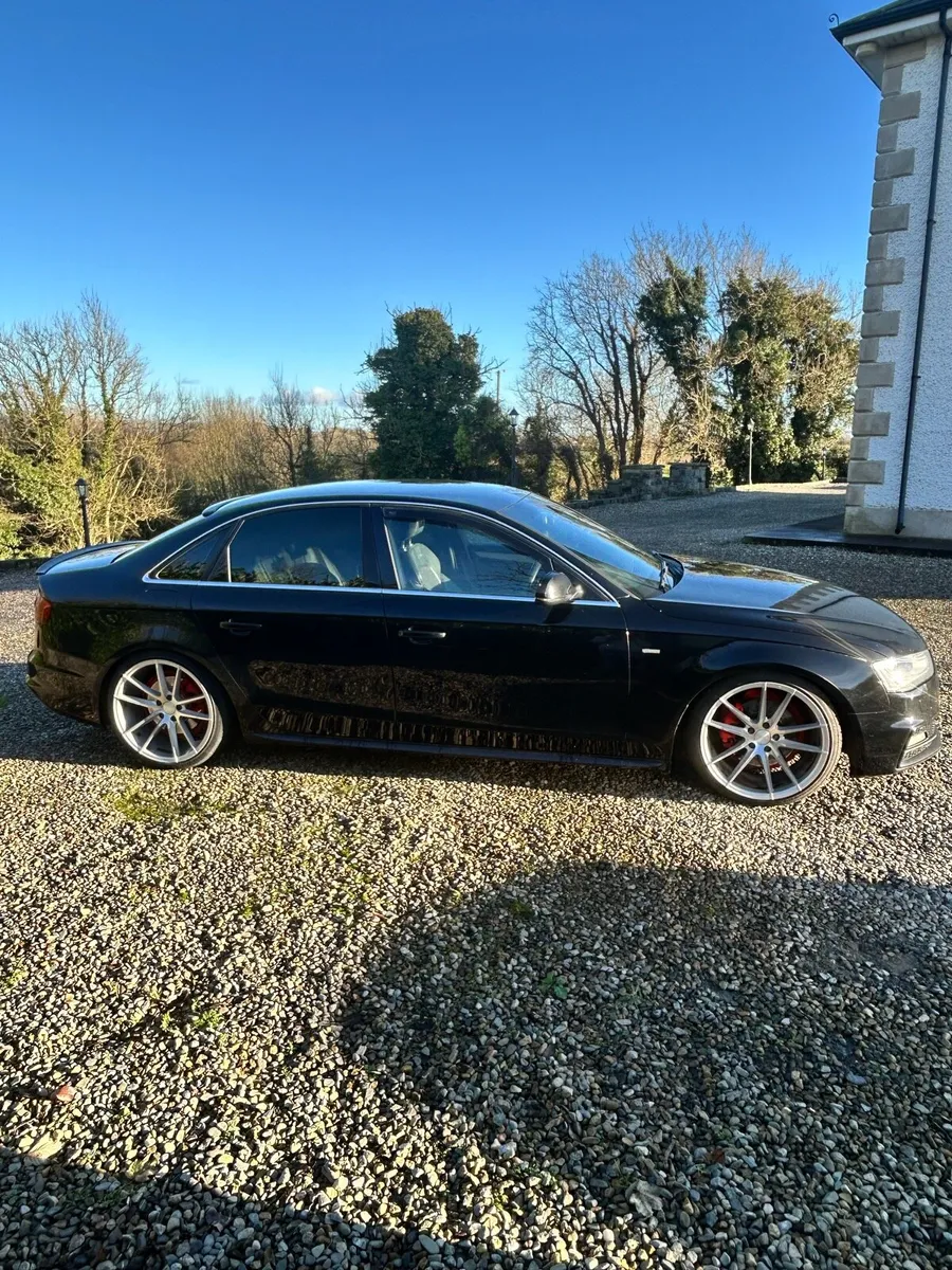 Audi A4 S-Line - Image 2