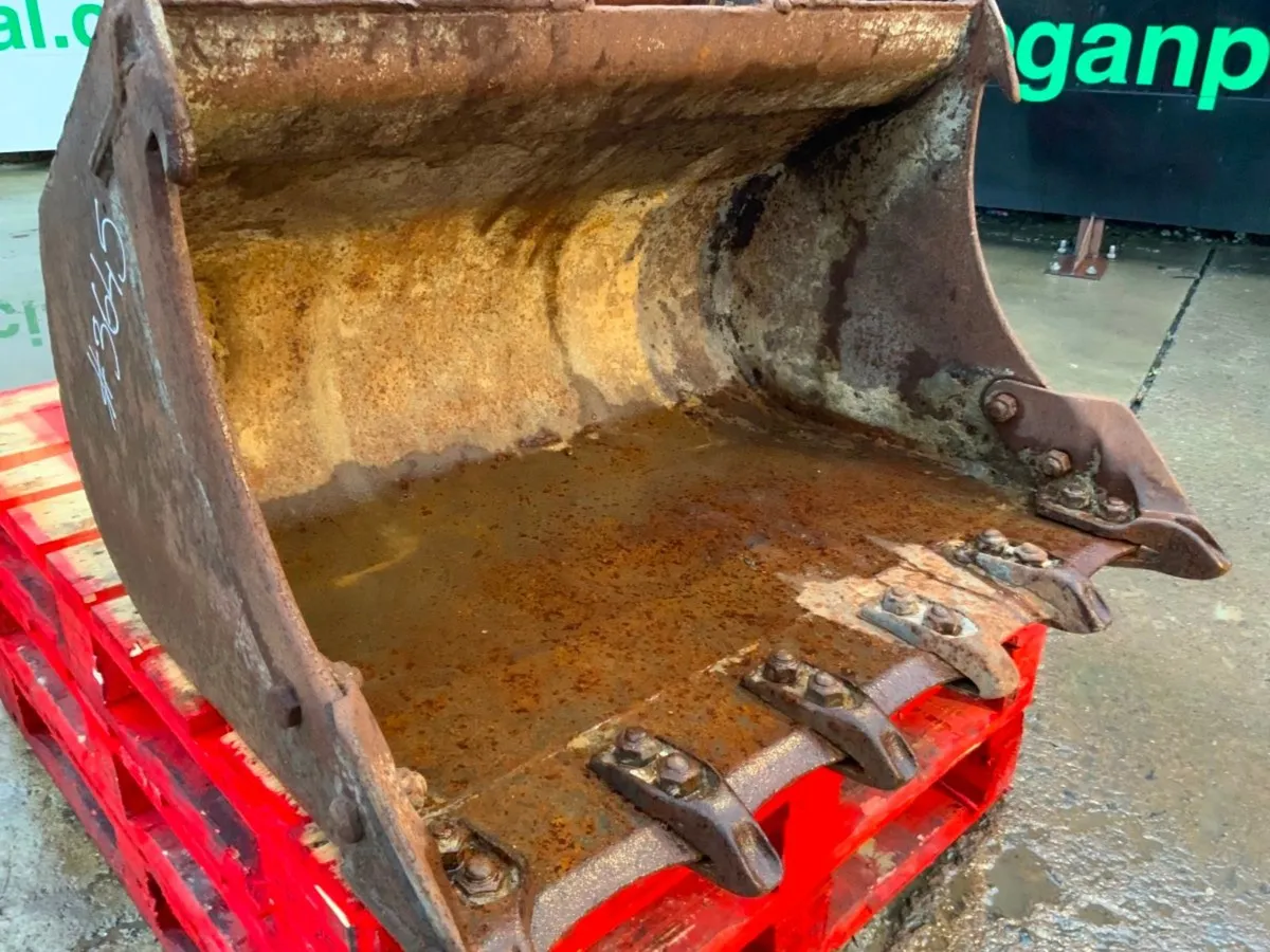 36" DIGGING BUCKET......45mm PINS...........3645. - Image 3