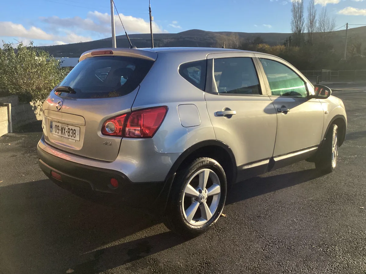 Nissan Qashqai * 1.5 DIESEL - Image 4