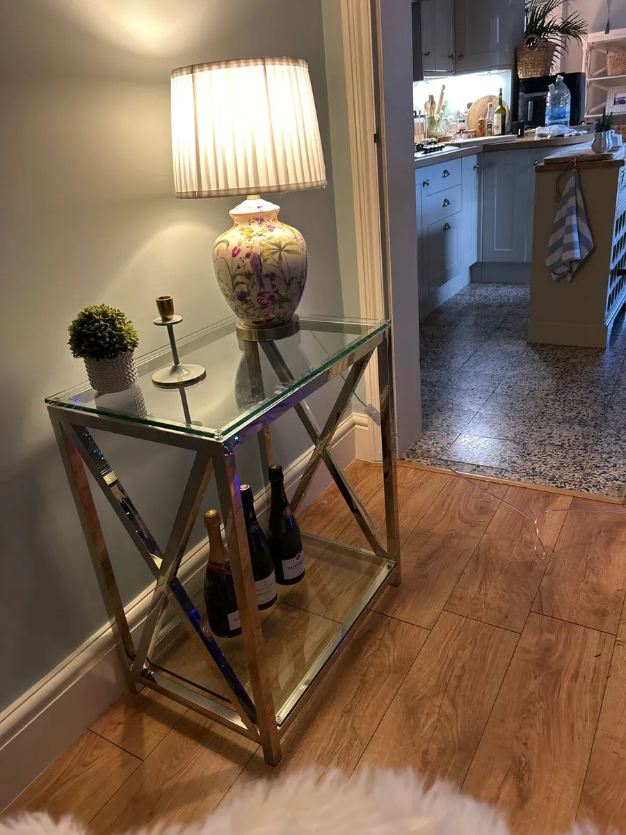 Neptune Occasional table - Image 1