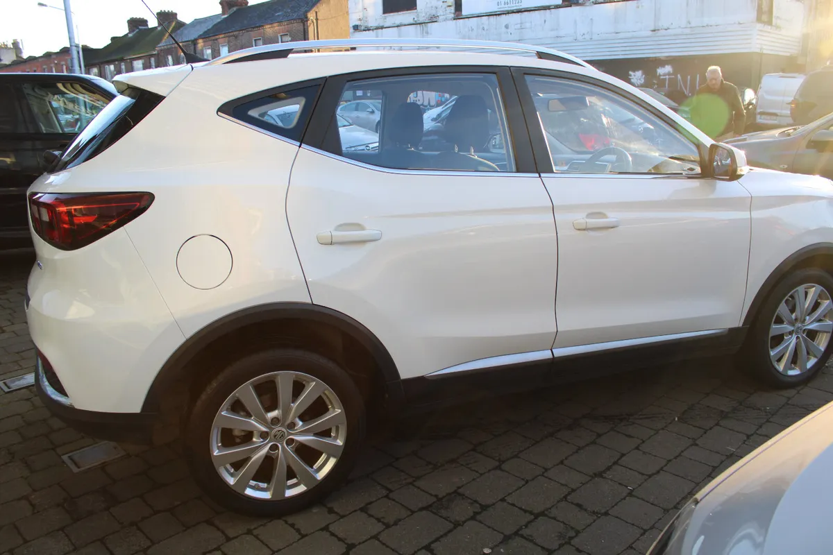 MG ZS 1.0 AUTOMATIC PETROL 2018 - Image 3