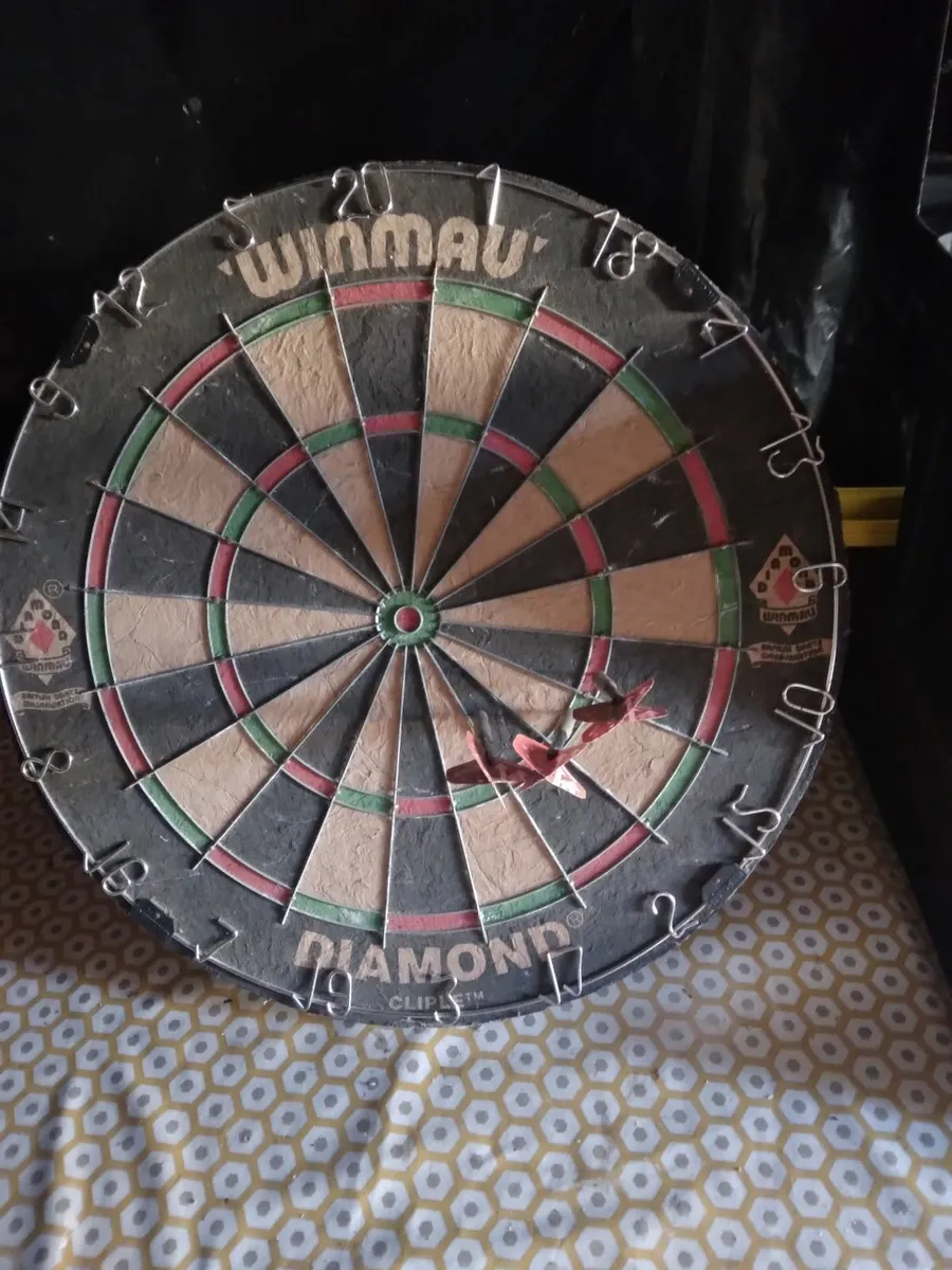 Dart board - Image 1