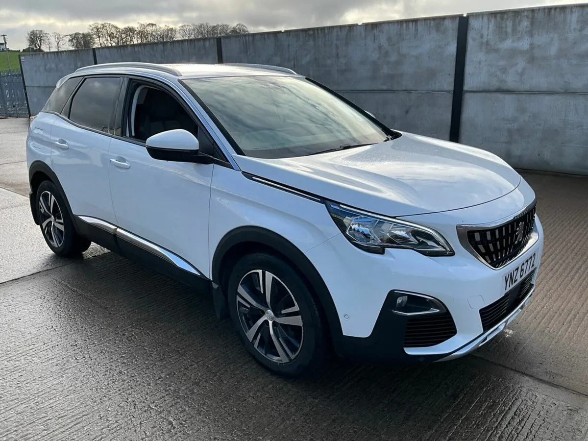 PEUGEOT 3008 ALLURE 1.5 BLUE HDI - Image 1