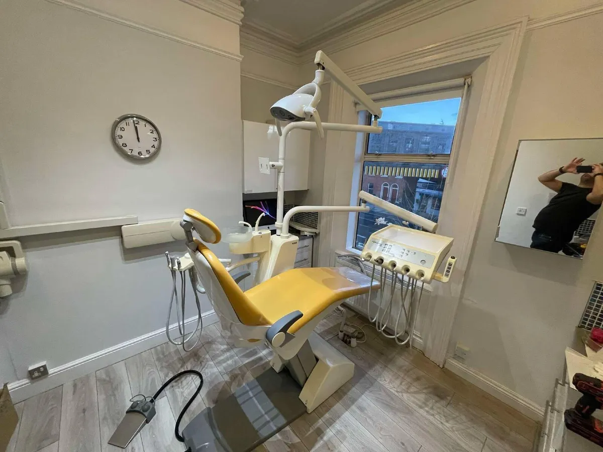 Fona Dental Chairs - Image 2