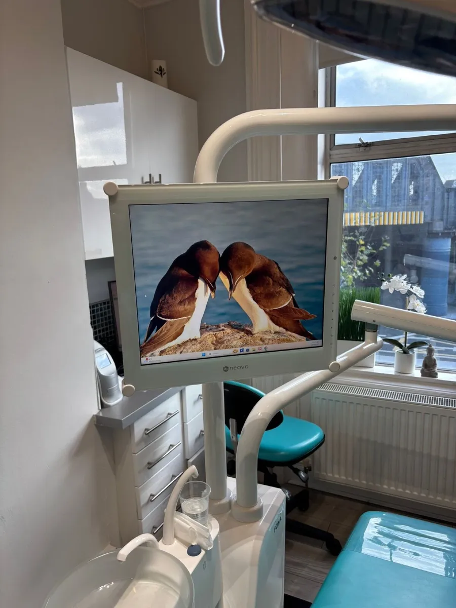 Fona Dental Chairs - Image 4