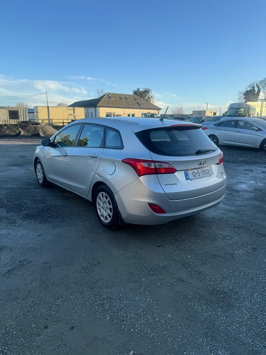 Hyundai i30CW 1.4dsl ..NEW NCT/NEW MODEL - Image 4