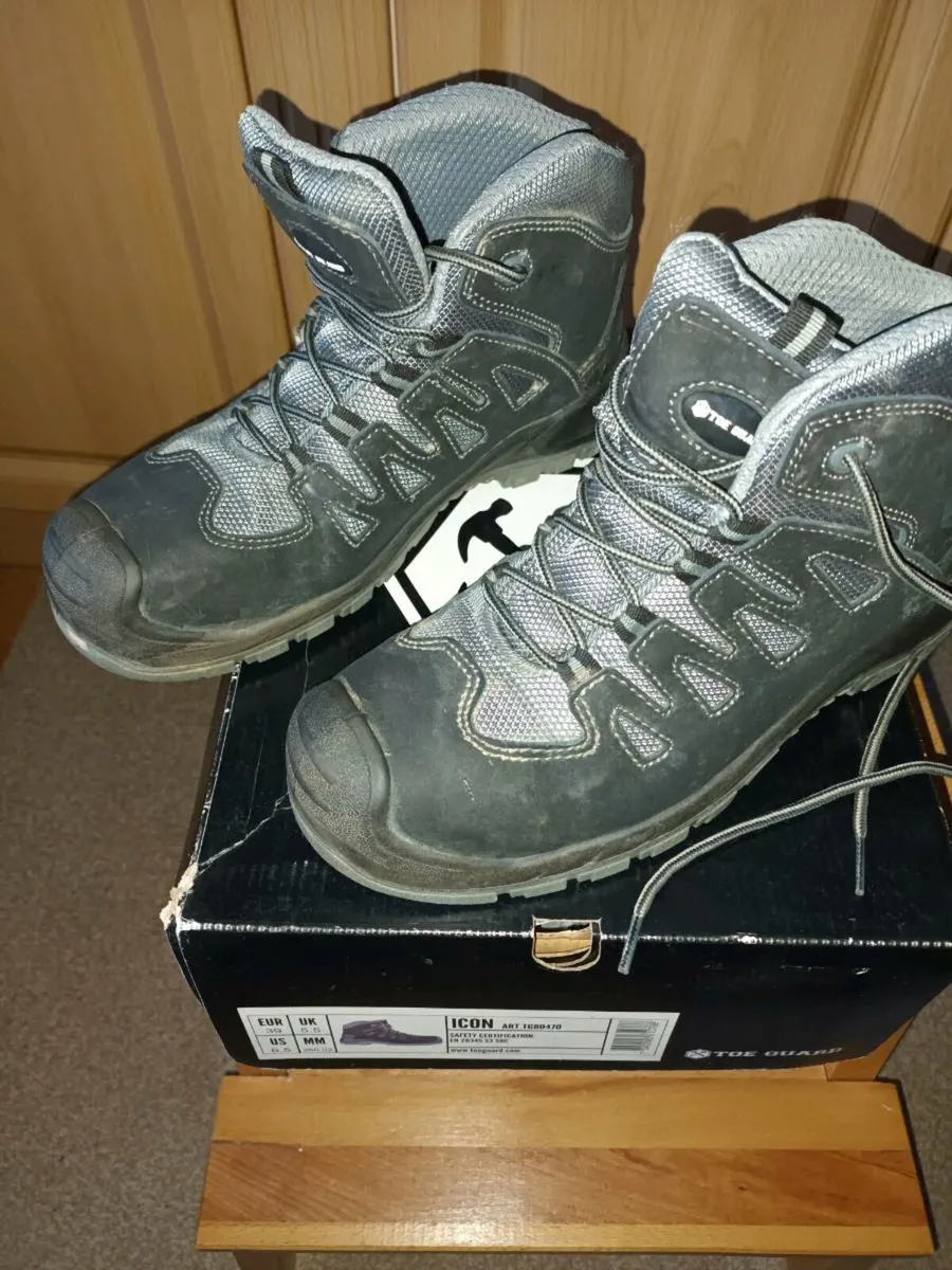 Womens Safety Boots Brand New - Image 1