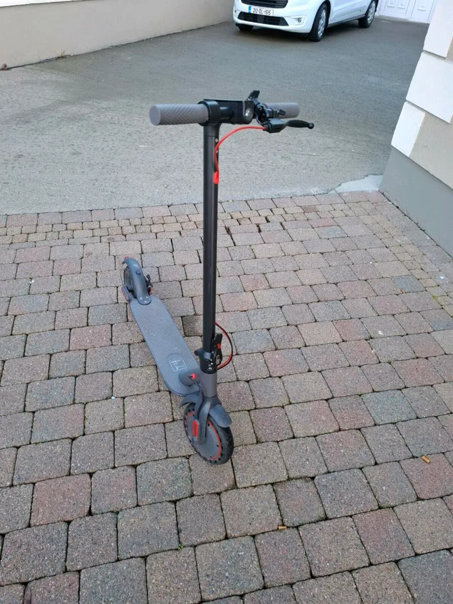 Electric scooter Aovopro es80 - Image 1