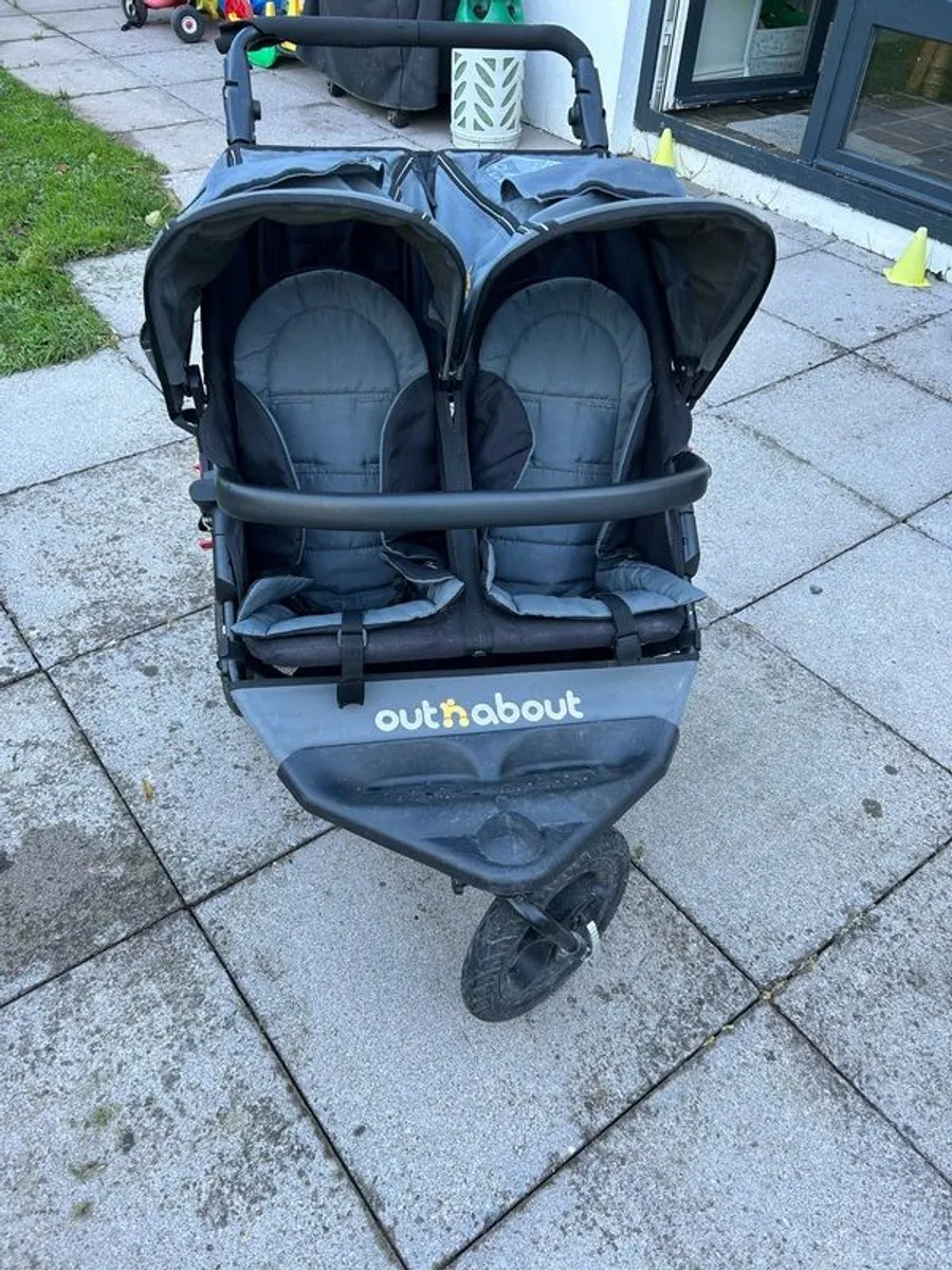 Outnabout (Out and About) Double Nipper Buggy - Image 1