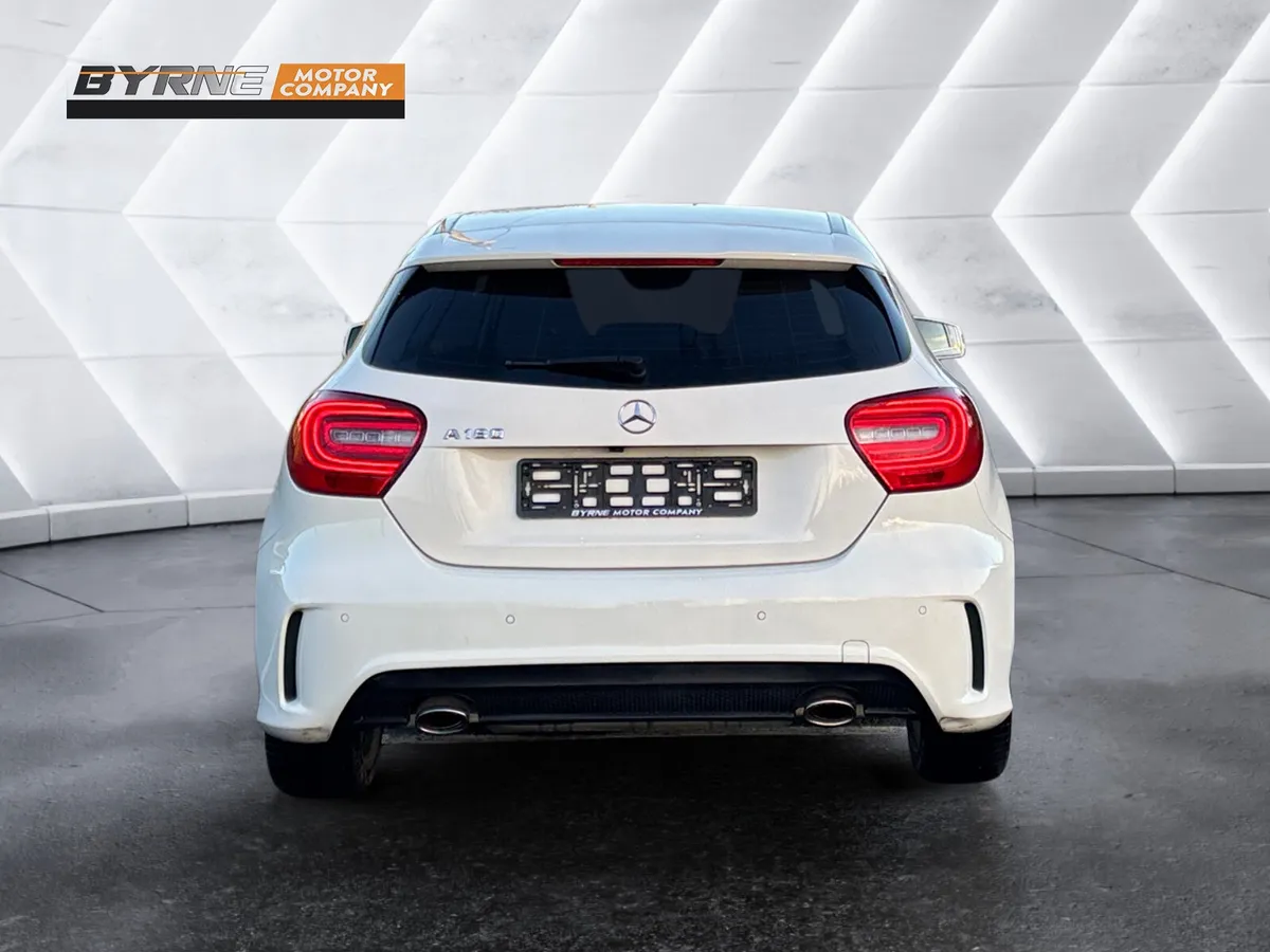 MERCEDES BENZ A180 AMG LINE AUTO 2014 - Image 3