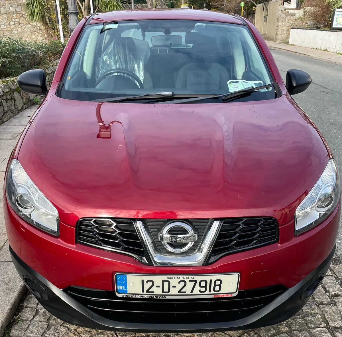 Nissan Qashqai 5 seater - Image 1
