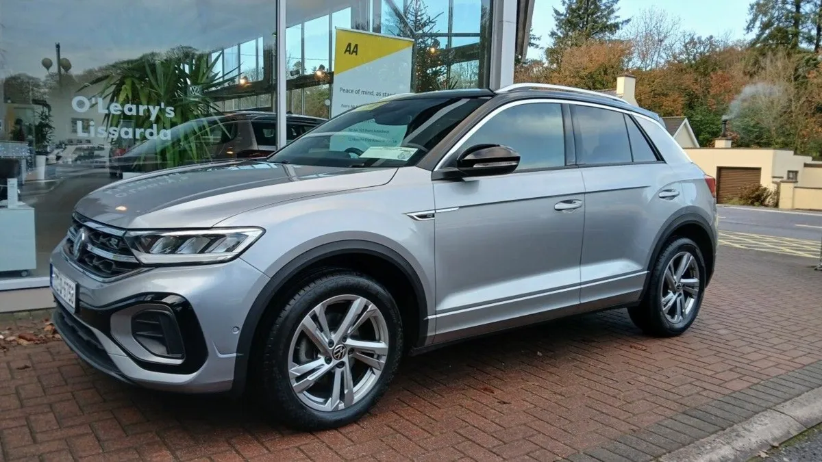 Volkswagen T-Roc R-Line 1.5 TSI 150HP DSG , Pyrite - Image 2