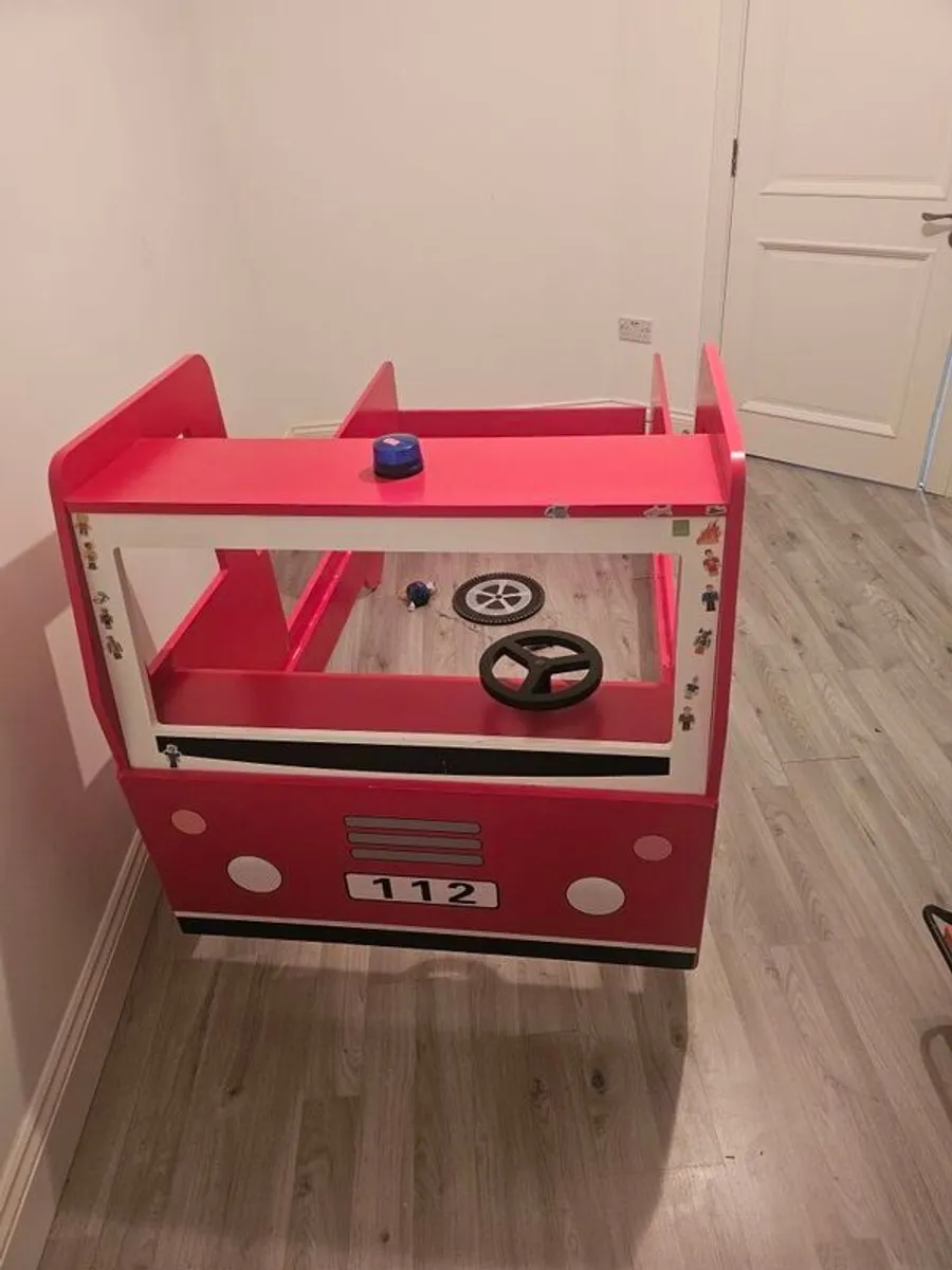 Kids bed - Image 1