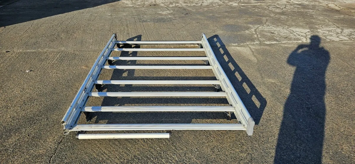 Renault Traffic SWB Roof Tack - Image 1