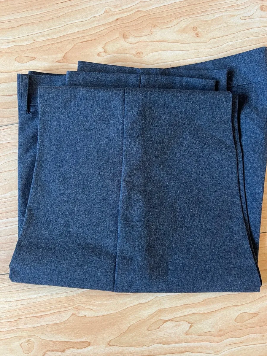 School uniforms - Image 3