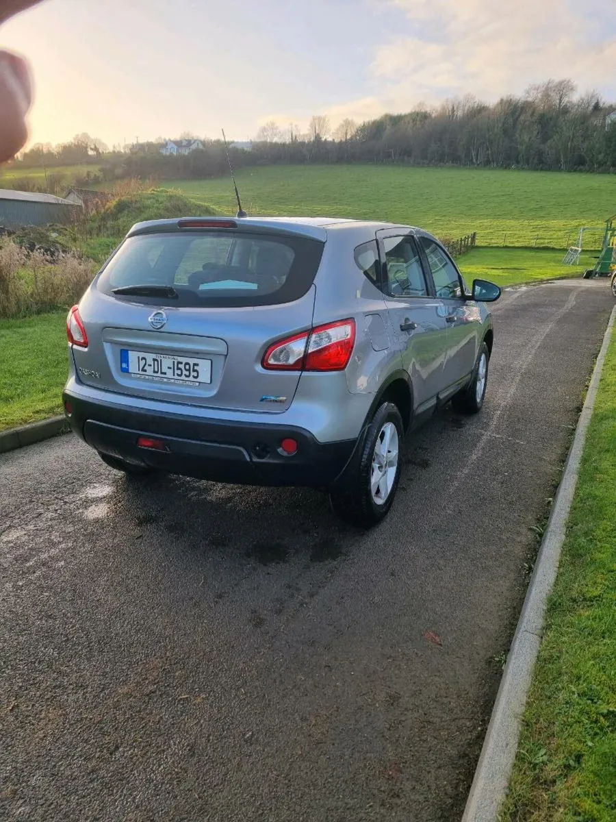 12 Nissan Qashqai - Image 4