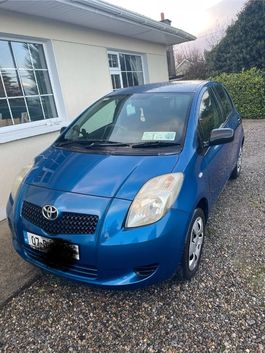 Toyota Yaris 2007 - Image 2