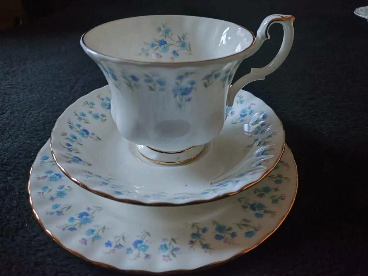 Royal Albert Tea Set - Image 2