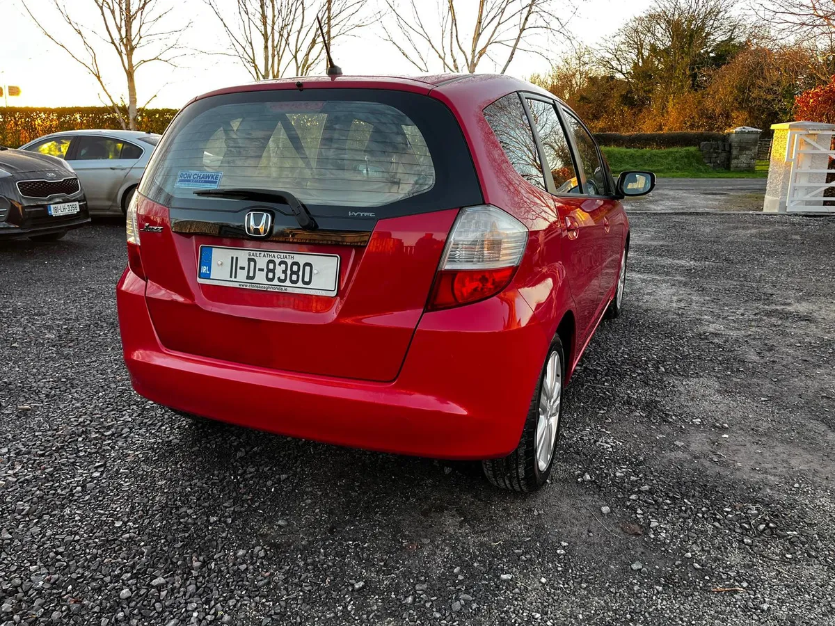 Honda Jazz 1.4-VTEC EX  TAX 04/26 & NCT02/27 - Image 3