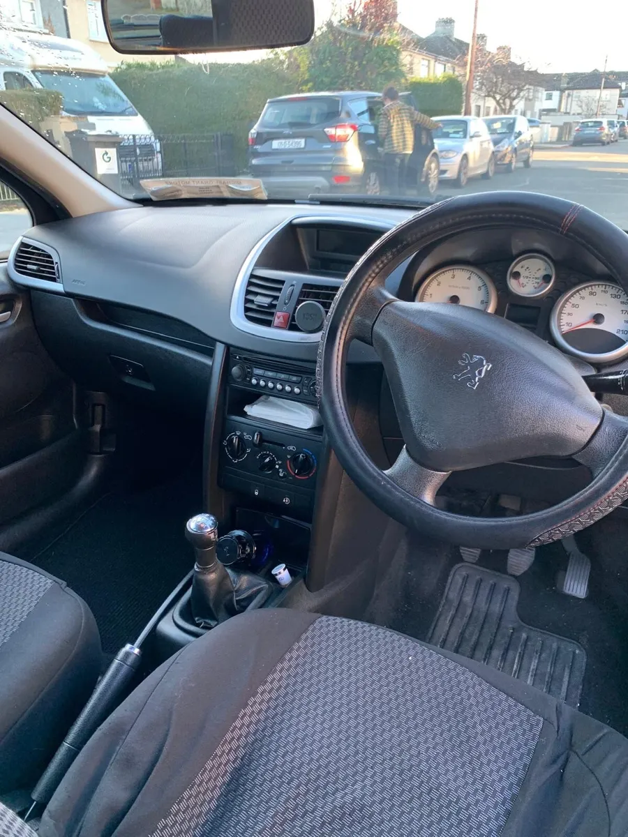 Peugeot 207 2006 - Image 4