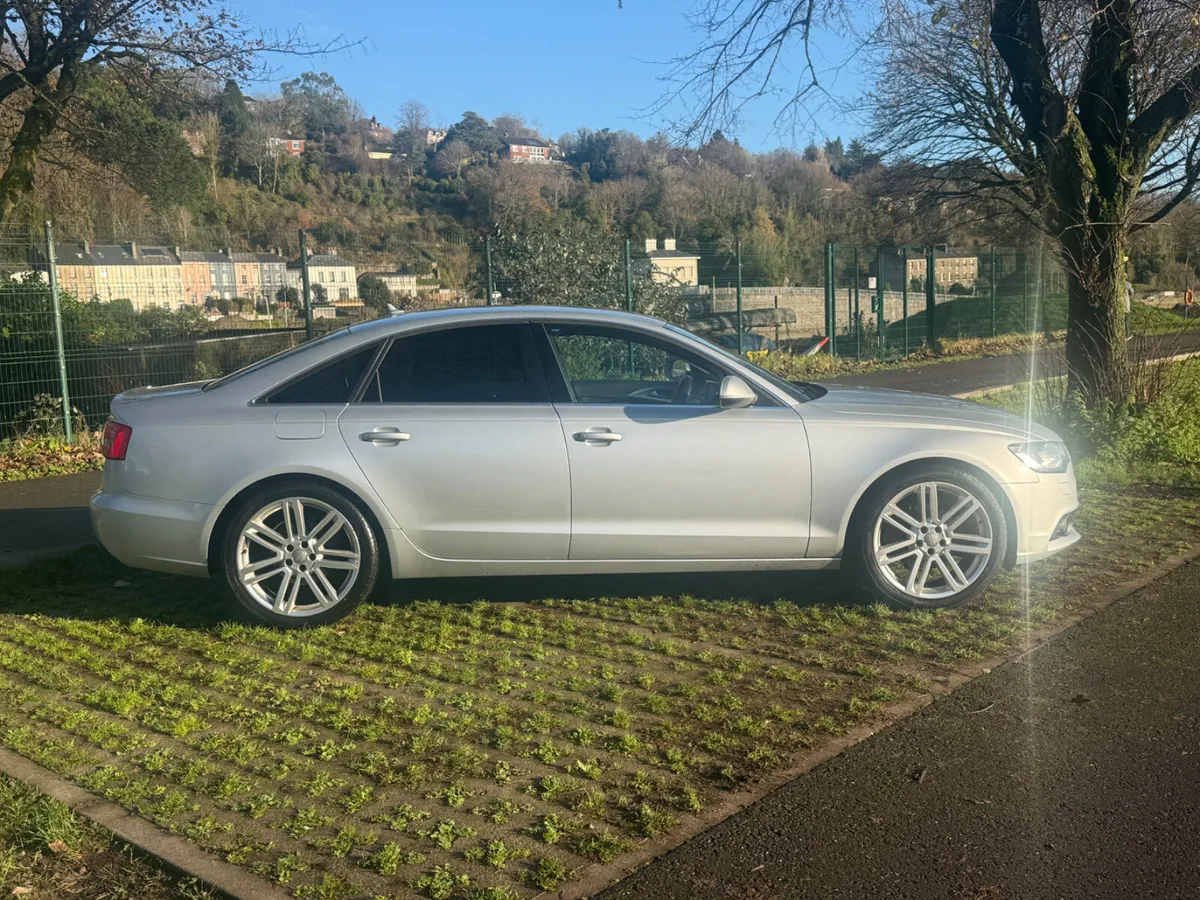 Audi A6 2012 - Image 2