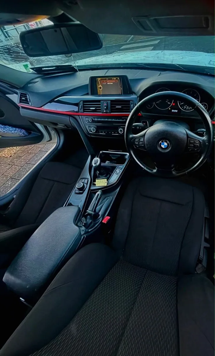 Bmw 320 f30 2:0 diesel - Image 2