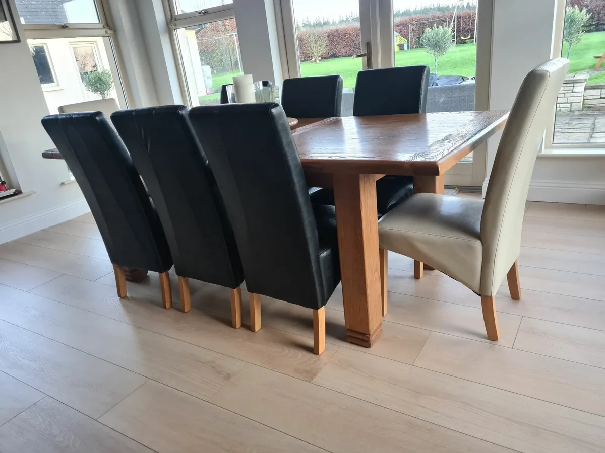 Dining table - Image 3