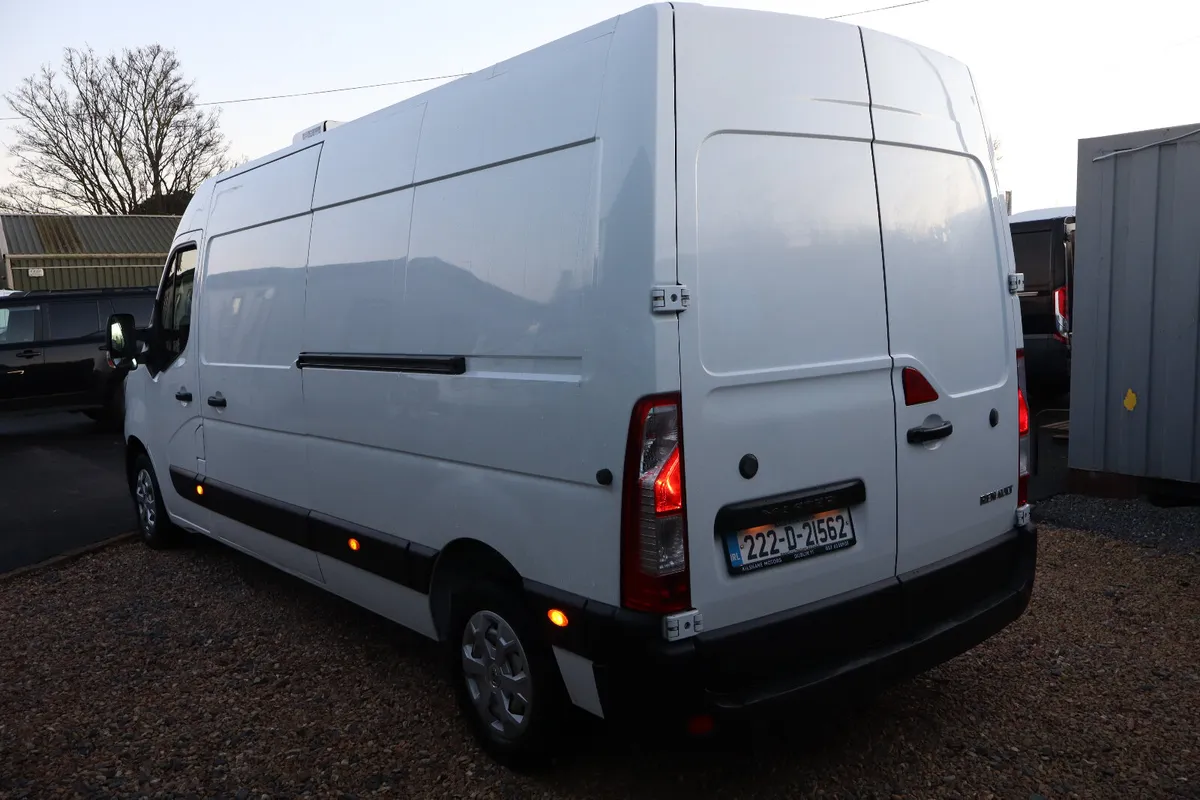 2022 RENAULT MASTER  FRIDGE VAN - Image 3