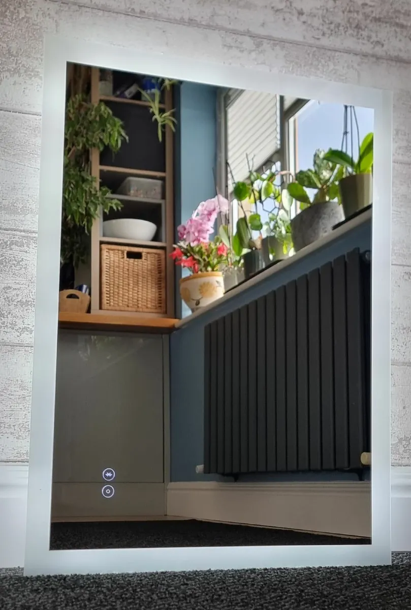 LED Bathroom Mirror Defogger Bluetooth Socket - Image 4