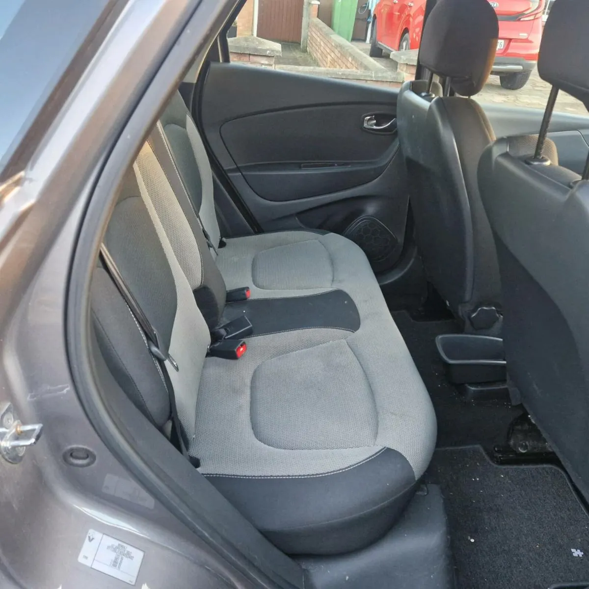 162 Renault captur NCT TAX - Image 4