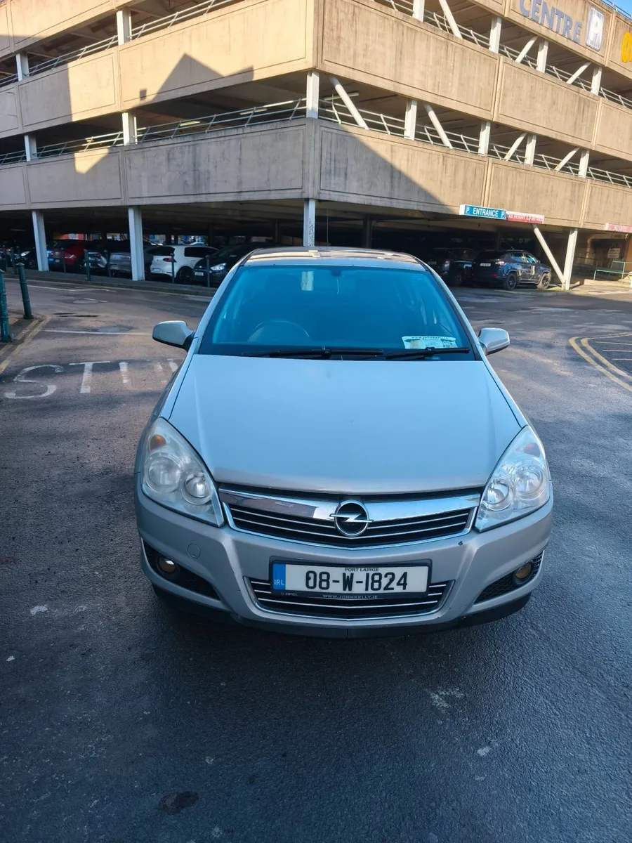 Opel Astra 1.4 Petrol, New NCT 11/26 - Image 2