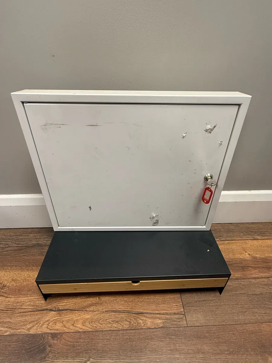 Key Cabinet - Image 2