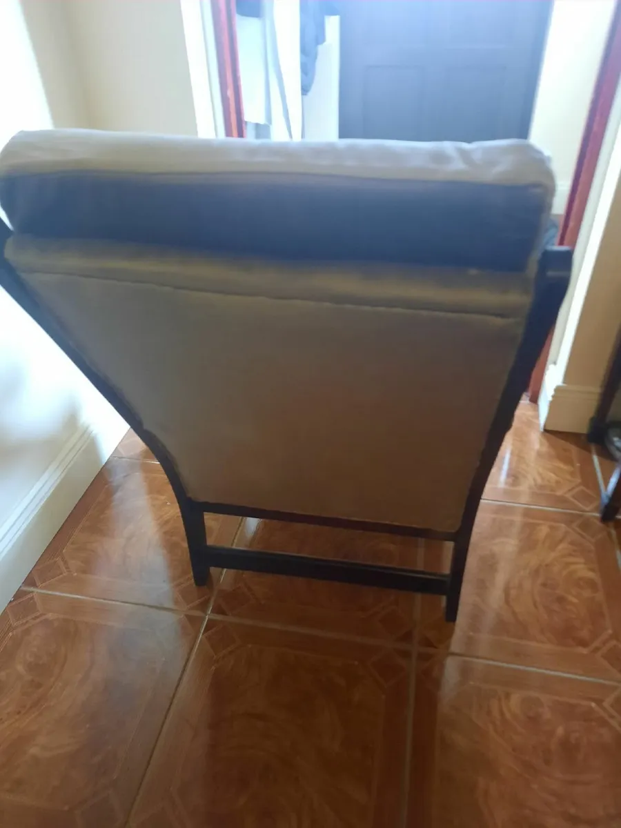 Vintage armchair - Image 3