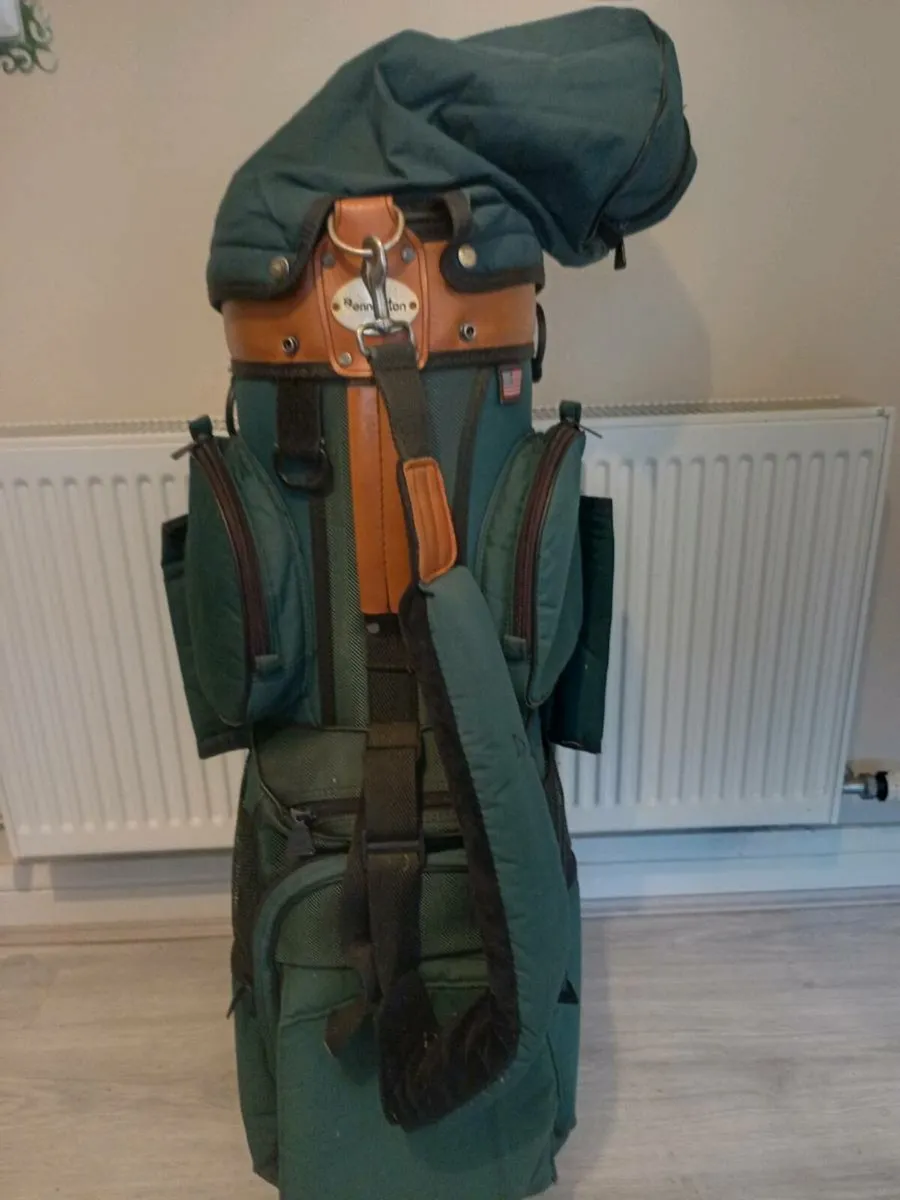 Bennington golf bag. - Image 1