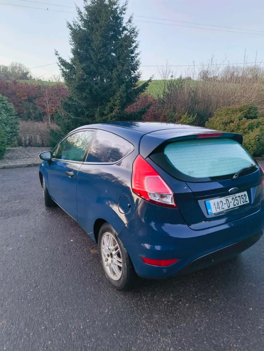 Ford fiesta van FRESH CVRT - Image 2