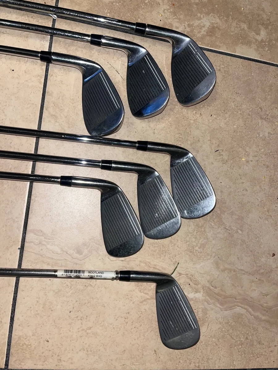 **Fantastic set of beginners golf clubs** - Image 4