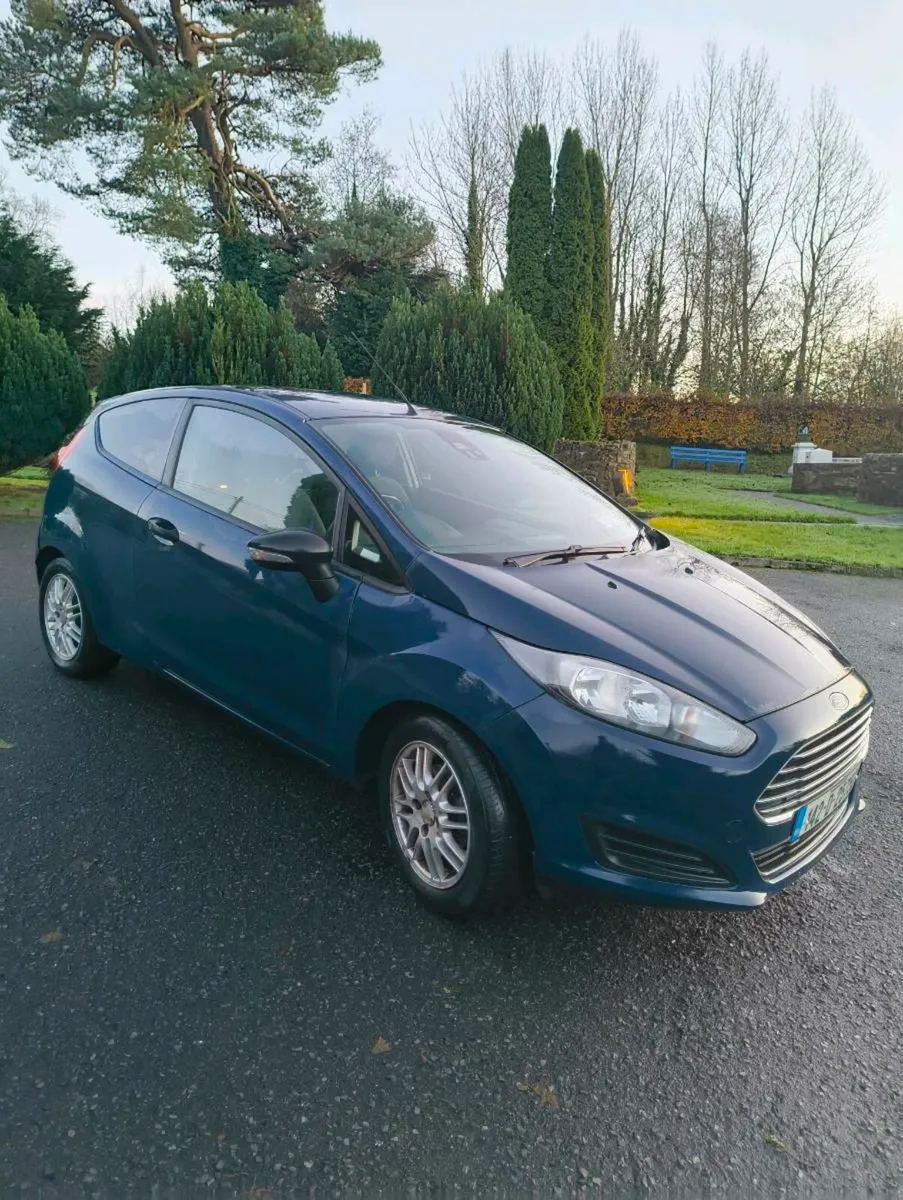 Ford fiesta van FRESH CVRT - Image 4