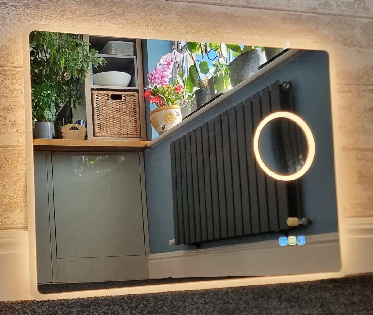 LED Bathroom Mirror Bluetooth Antifog - Image 1