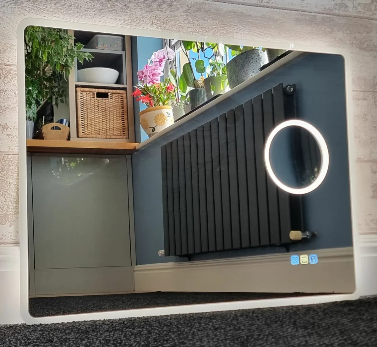 LED Bathroom Mirror Bluetooth Antifog - Image 3