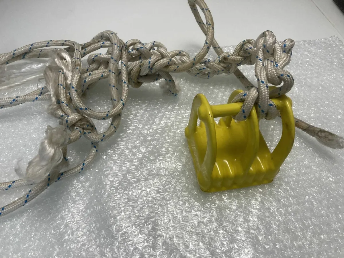 Powerful Lifting Magnet (110lbs) for Marine use - Image 2