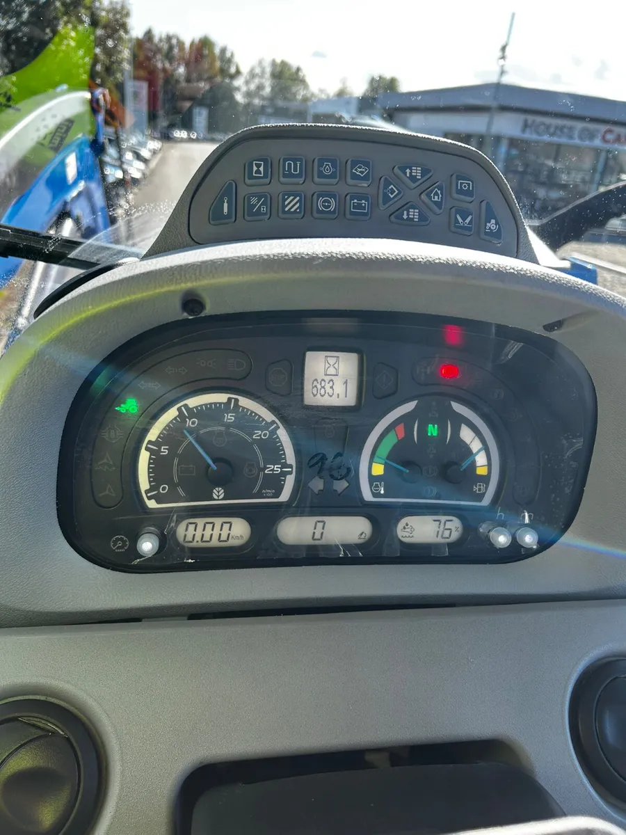 Ex Demo T6.180 DC with Quicke Q5m Loader - Image 3