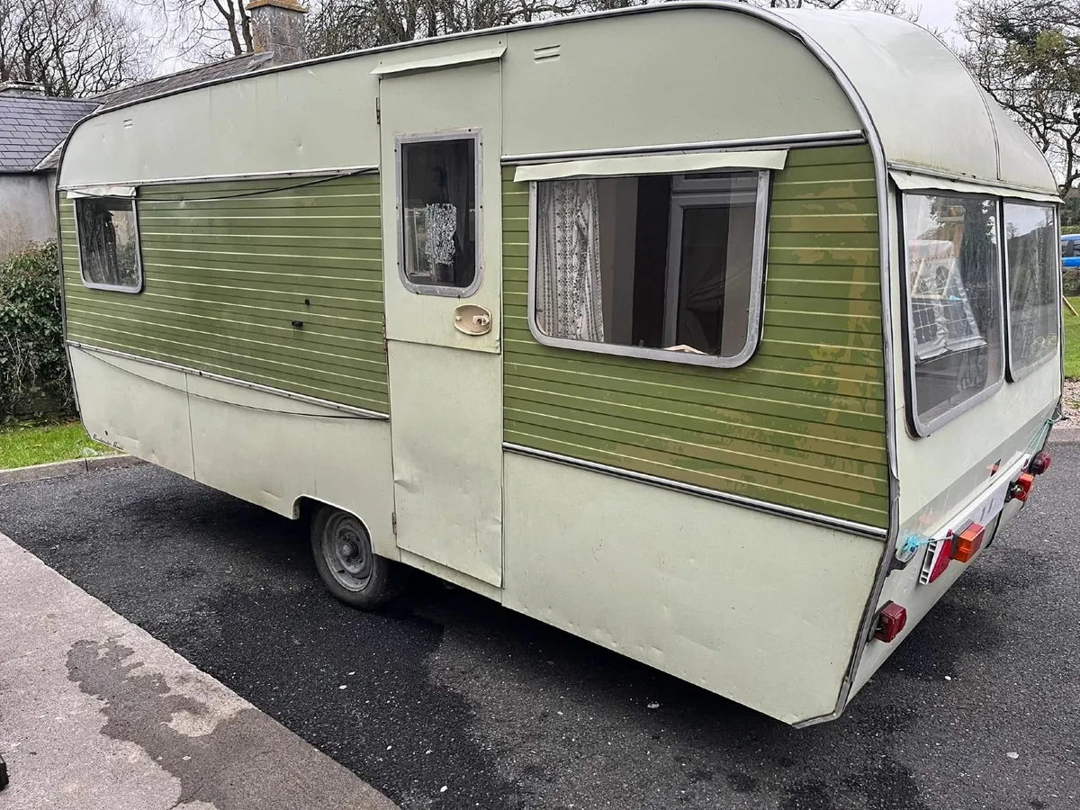 Caravan - Image 1
