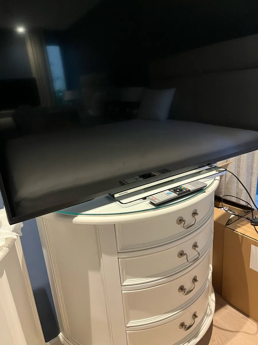 Television - Image 2