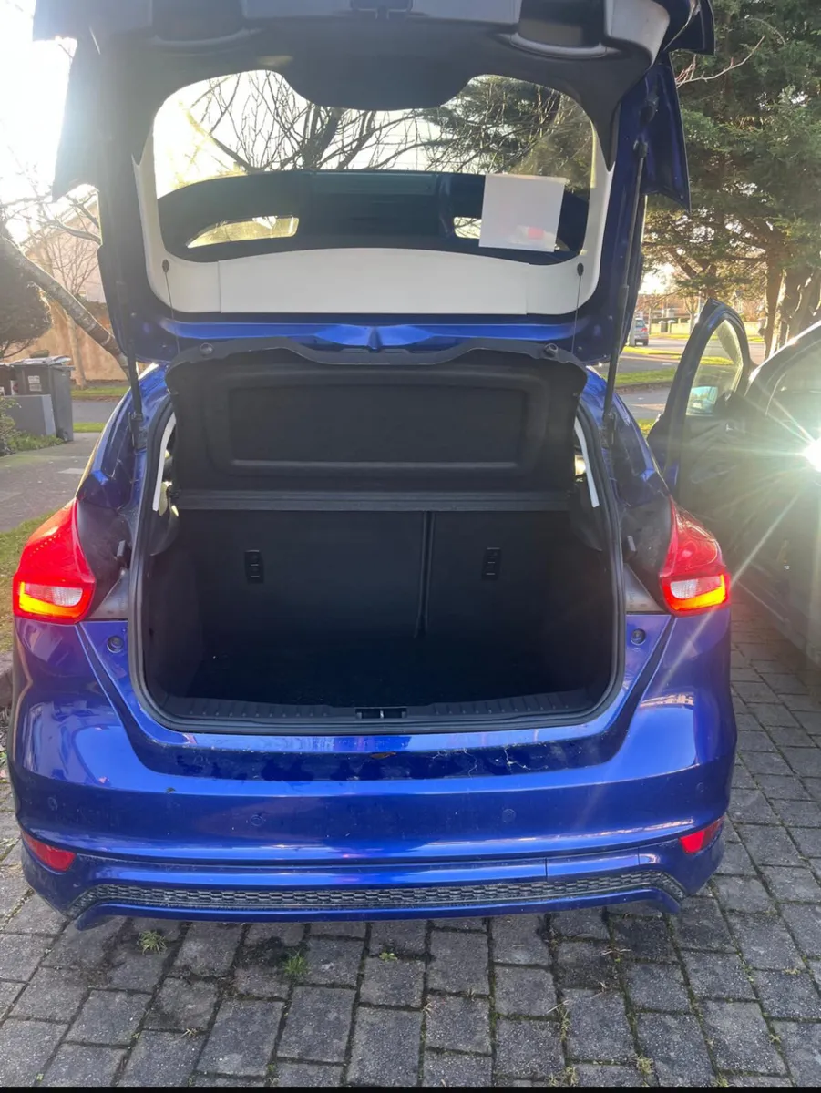 Ford Focus Zetec S - Image 3