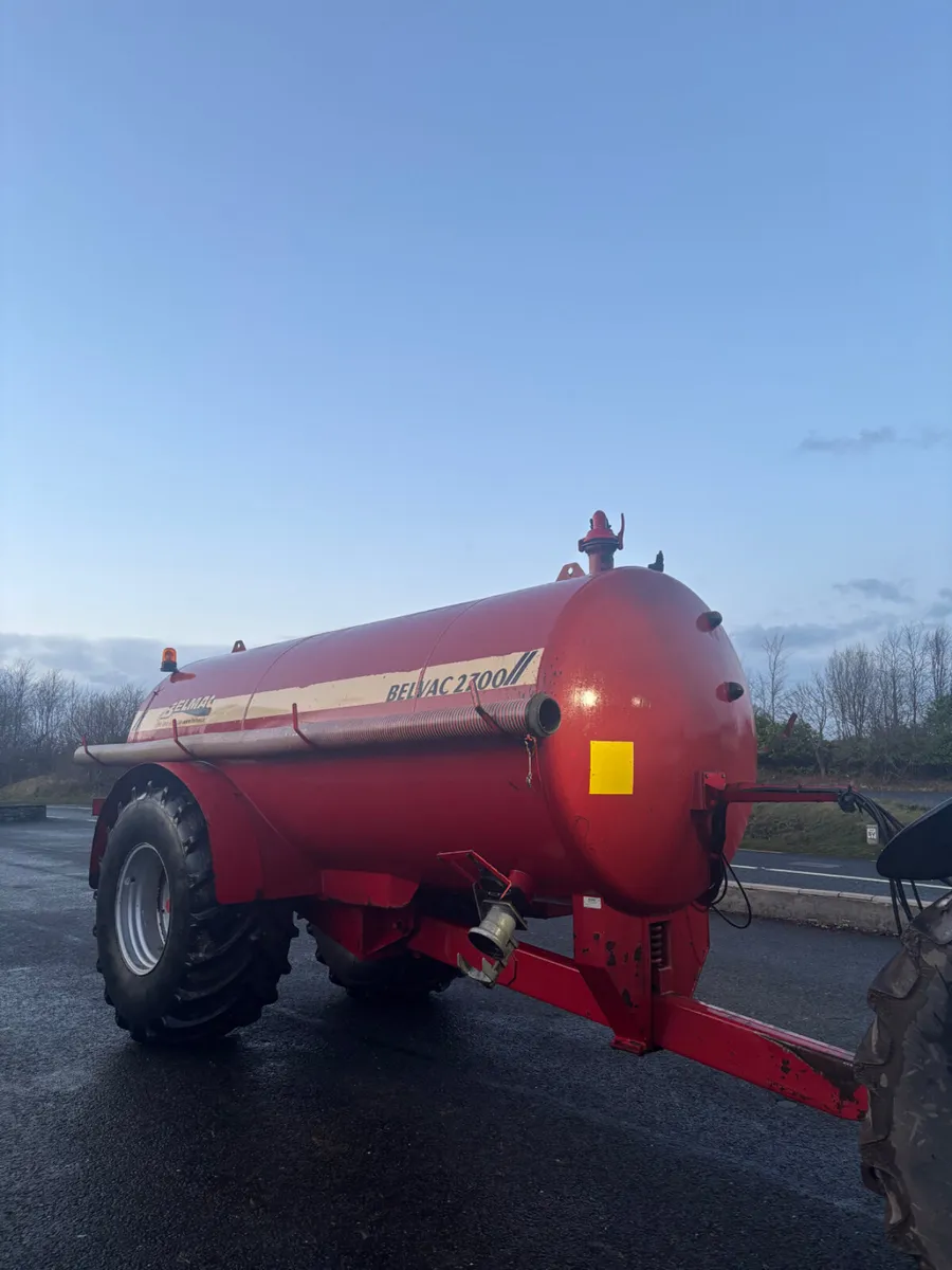 2013 Belmac 2700 Gallon Tanker - Image 1