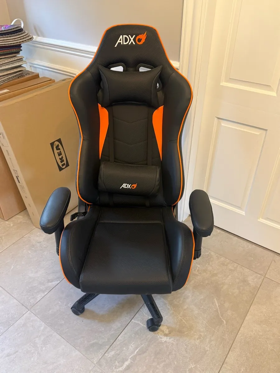 Gaming Chair - Image 2