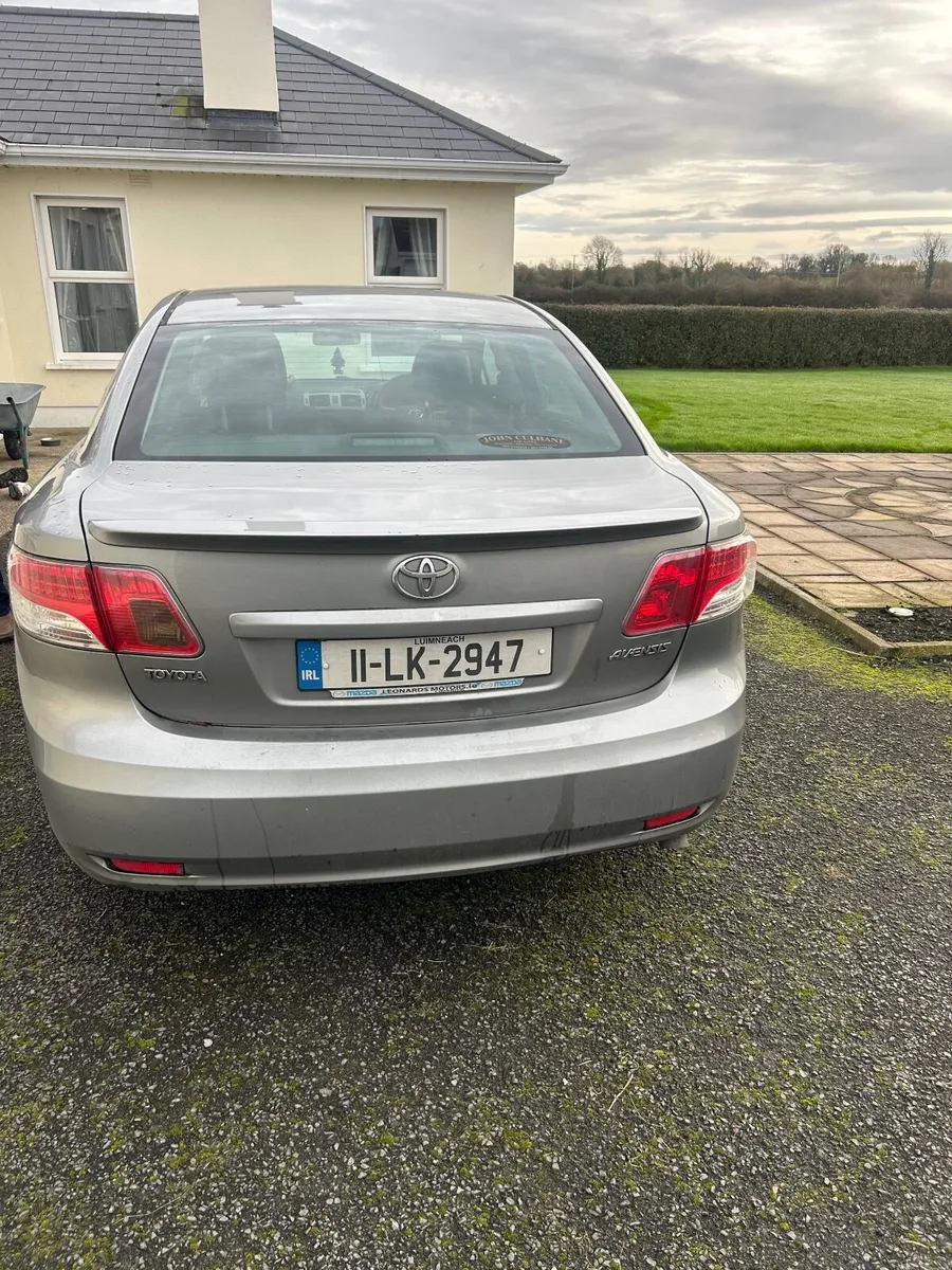Toyota Avensis 2011 - Image 3