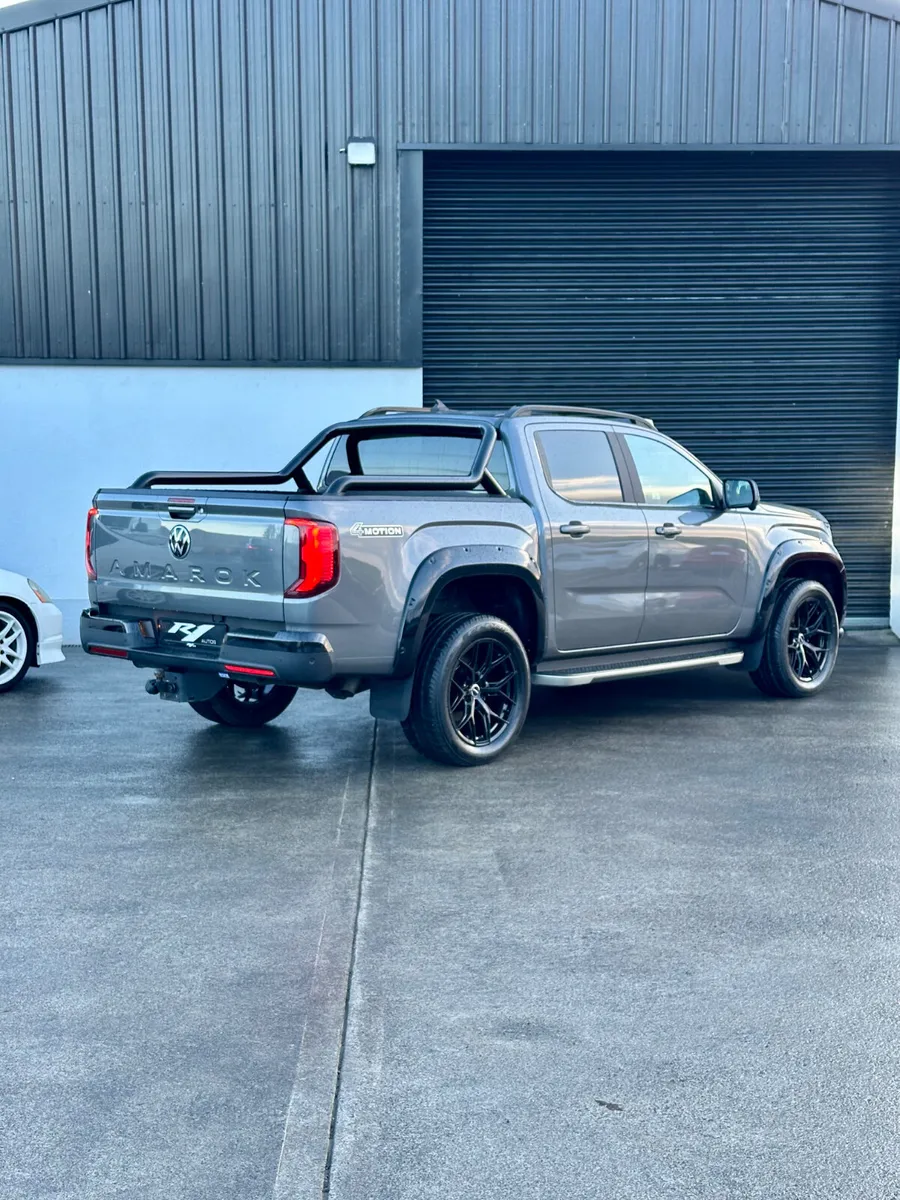 232 VOLKSWAGEN AMAROK AUTO DSG 205BHP - Image 3