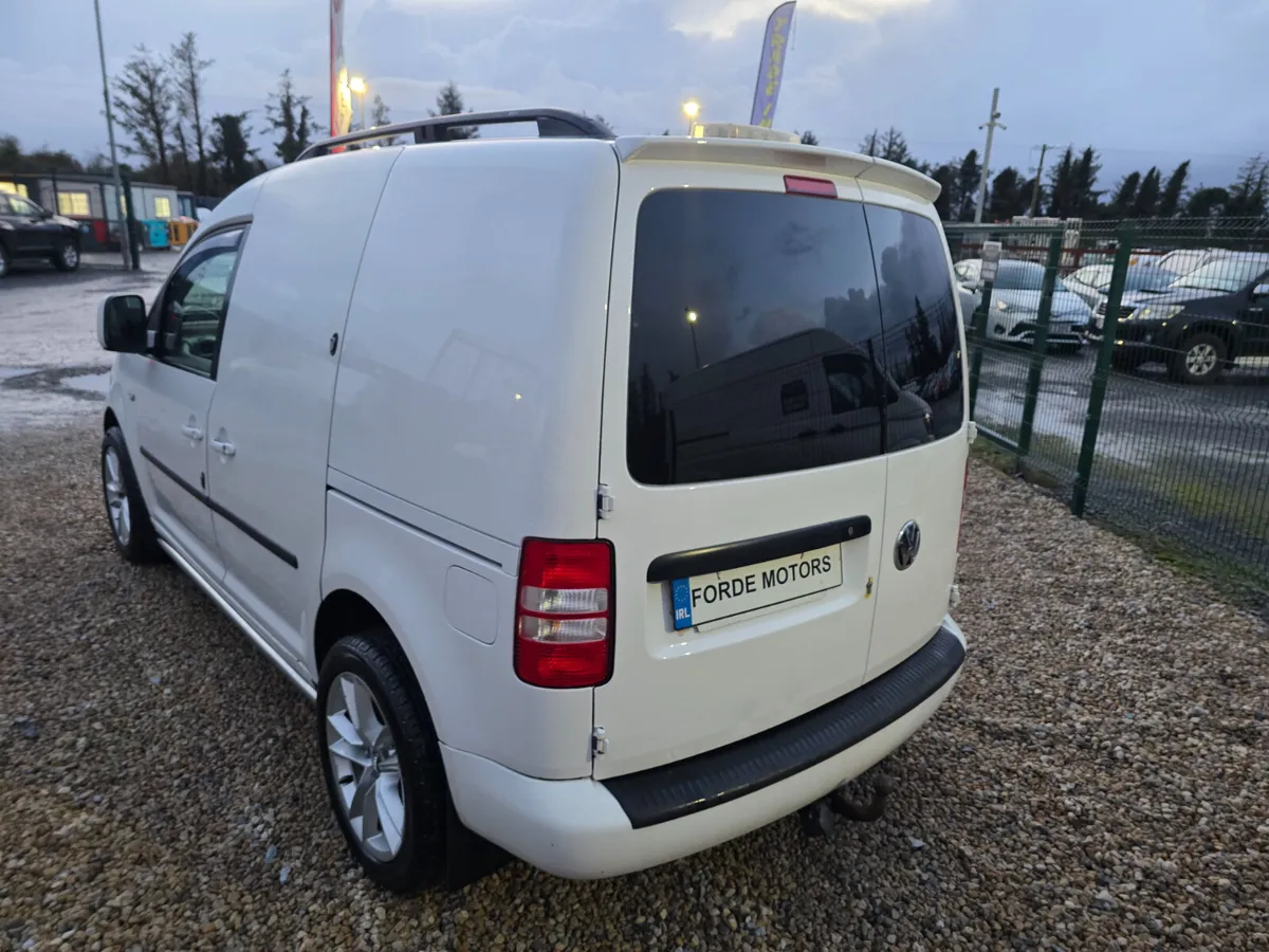 Volkswagen Caddy 2012 - Image 3